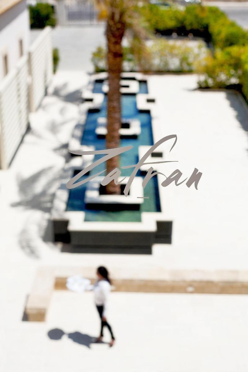Zafran Boutique Hotel Доналуката Екстериор снимка