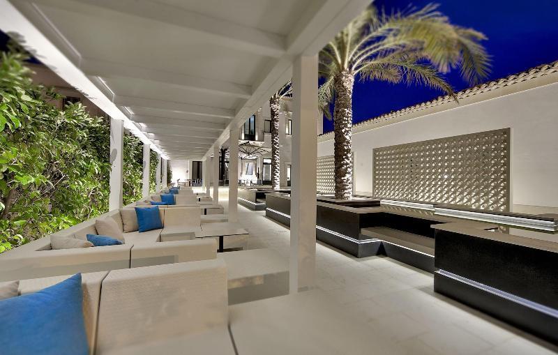 Zafran Boutique Hotel Доналуката Екстериор снимка