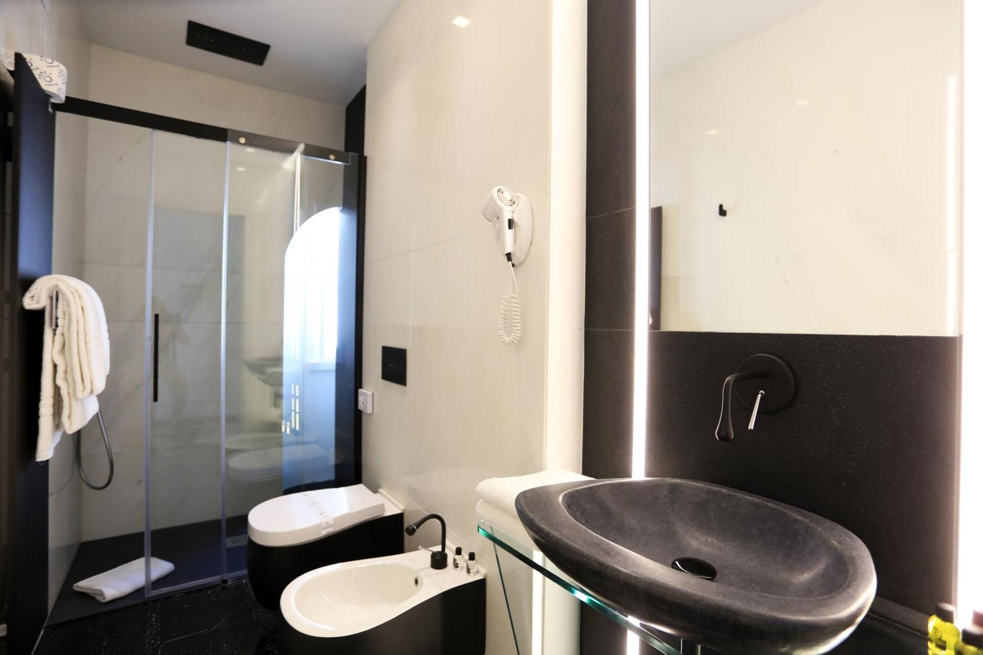 Zafran Boutique Hotel Доналуката Екстериор снимка