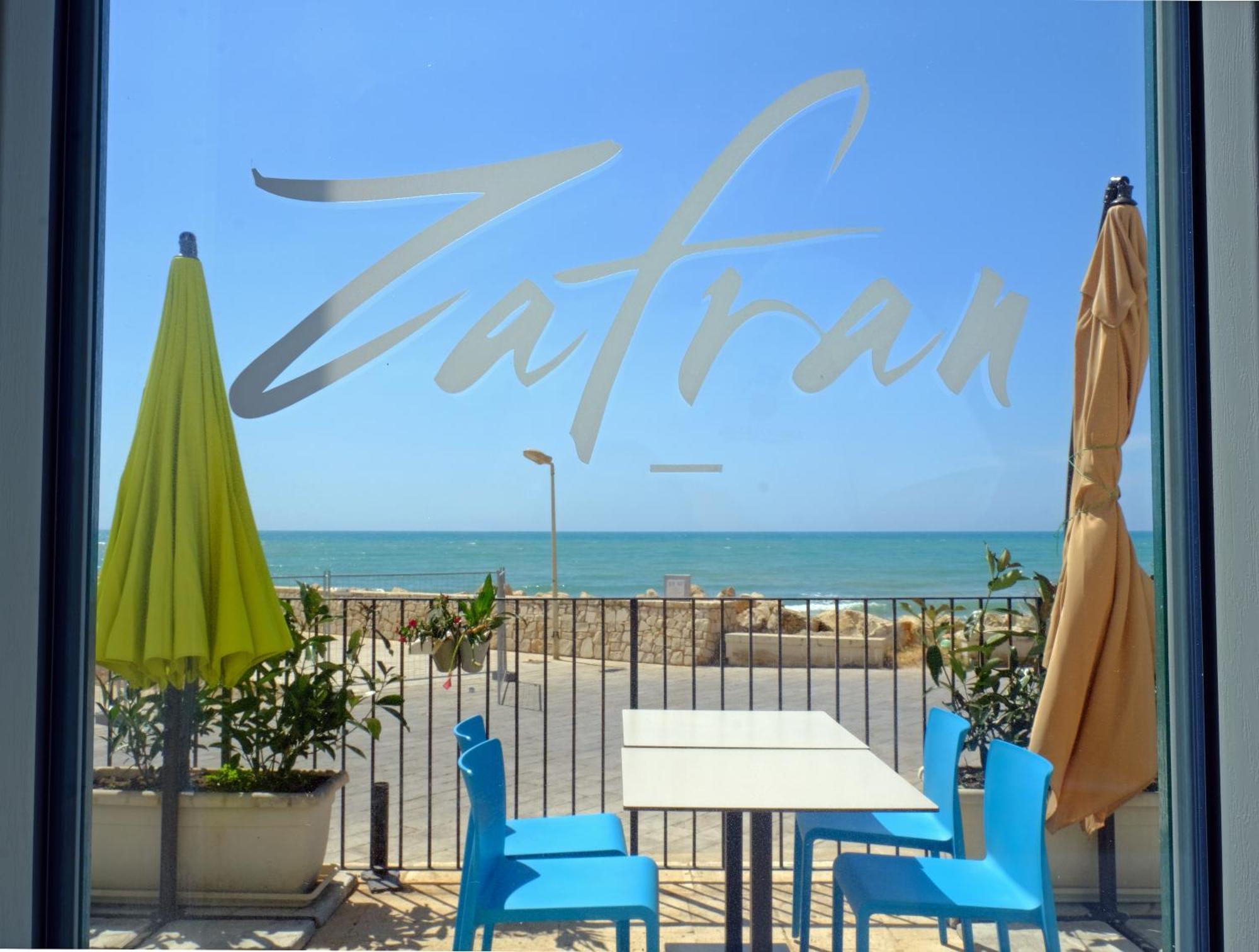 Zafran Boutique Hotel Доналуката Екстериор снимка
