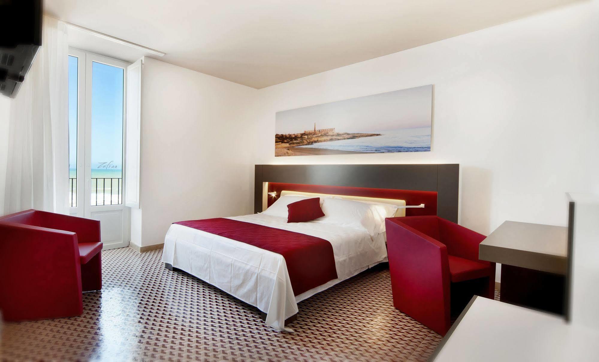 Zafran Boutique Hotel Доналуката Екстериор снимка